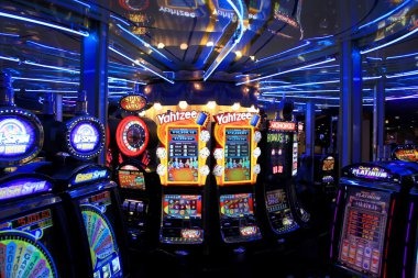 depo 5k platform dashboard showing sportsbook, live dealer, and slot game categories